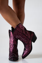 Botas de piel Moda en calzado Botas x Clinique Botas de piel para mujeres Hecho a mano 
Botas en tendencia Artesanal Calidad premium 100% piel genuina Diseño exclusivo León, Guanajuato Calzado mexicano Elegante y sofisticado