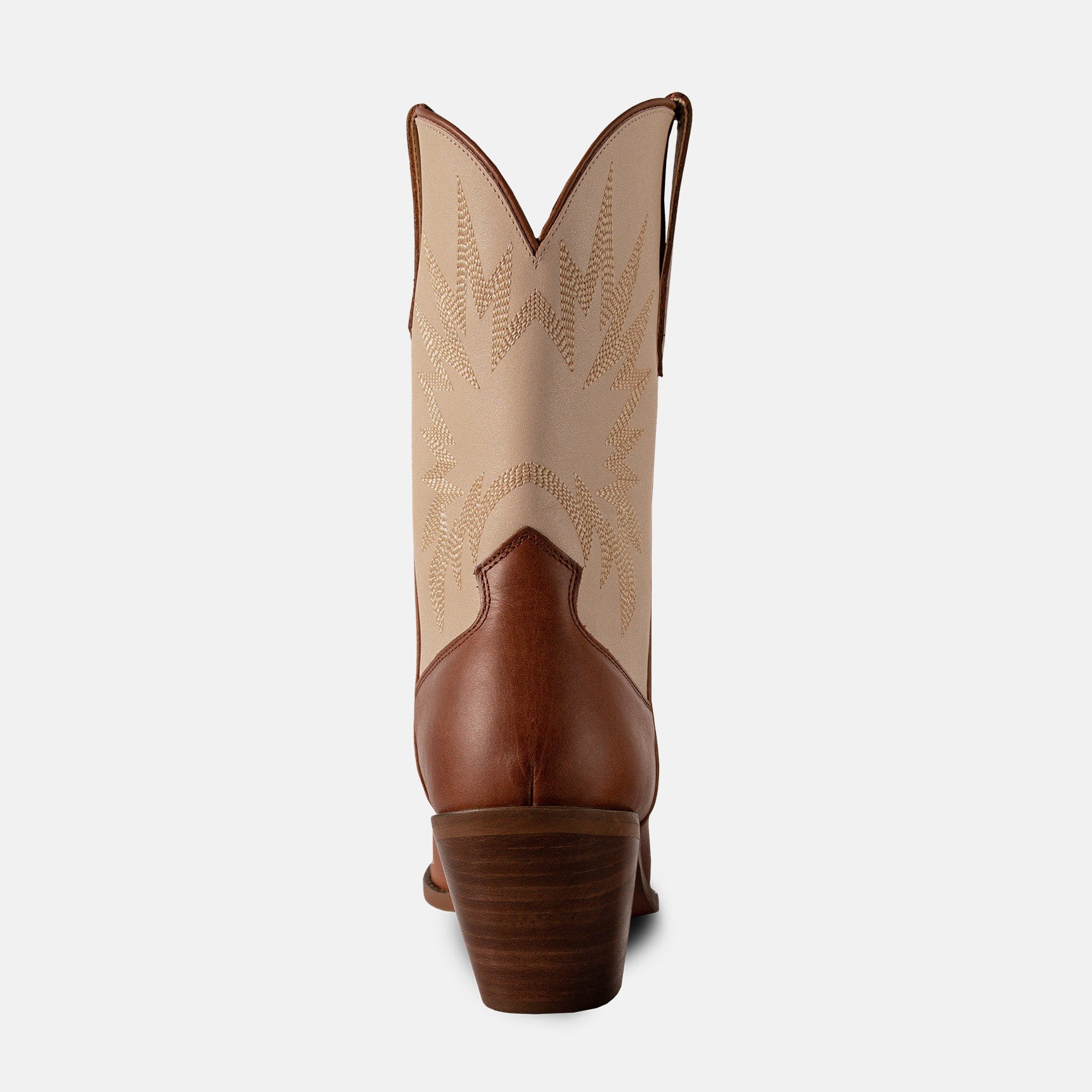 Botas de piel
Moda en calzado
Botas de piel para mujeres
Hecho a mano
Artesanal
Calidad premium
100% piel genuina
Diseño exclusivo
León, Guanajuato
Calzado mexicano
Elegante y sofisticado
Tendencias en botas
Estilo y comodidad
Moda femenina
Últimas tendencias
Durabilidad
Hecho en México
Confección de alta calidad
Zapatos de cuero para mujeres
Botas de cuero de lujo
Botas de piel para mujer
Botas de moda 2024
Botas de lujo para mujer
Botas de piel hechas a mano
Calzado artesanal en piel
Moda en calzado